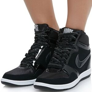 Women’s 8.5 Nike Black High-Top wedge Sneakers Nike FORCE